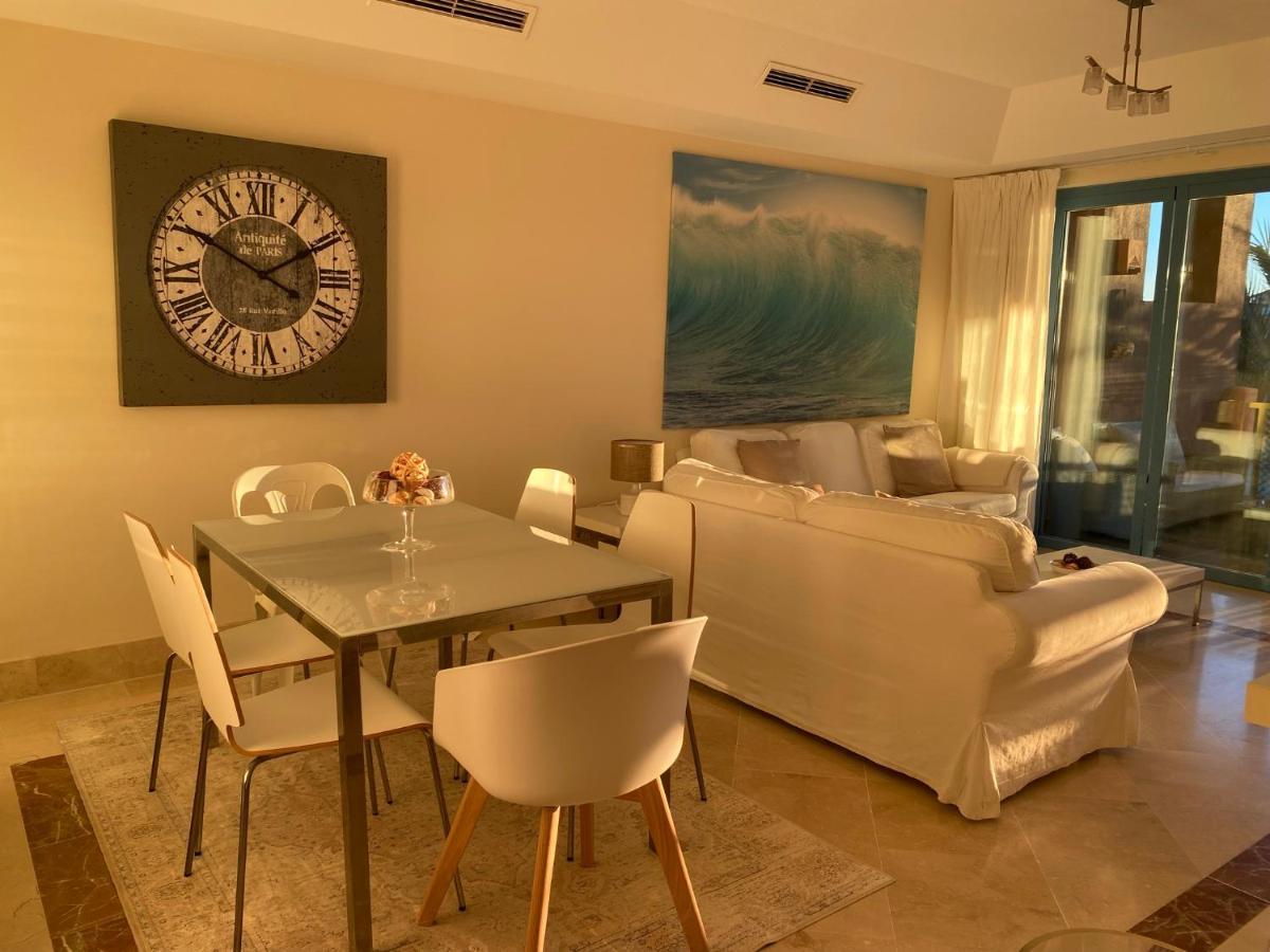 Apartamento Con Terraza Sobre La Marina De Sotogrande Сан Роке Екстериор снимка
