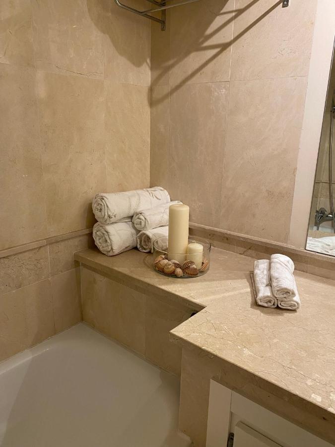 Apartamento Con Terraza Sobre La Marina De Sotogrande Сан Роке Екстериор снимка