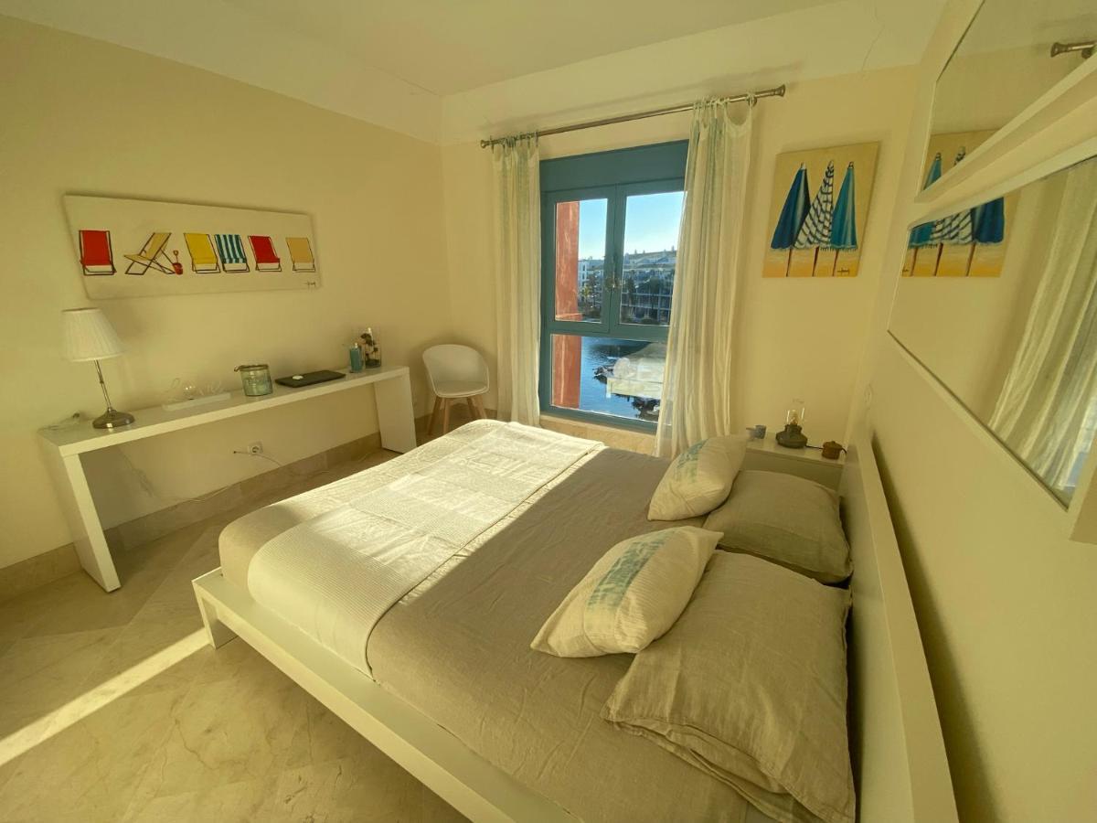 Apartamento Con Terraza Sobre La Marina De Sotogrande Сан Роке Екстериор снимка