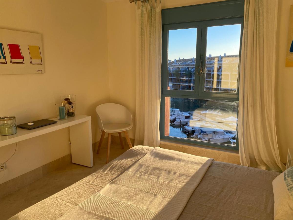 Apartamento Con Terraza Sobre La Marina De Sotogrande Сан Роке Екстериор снимка