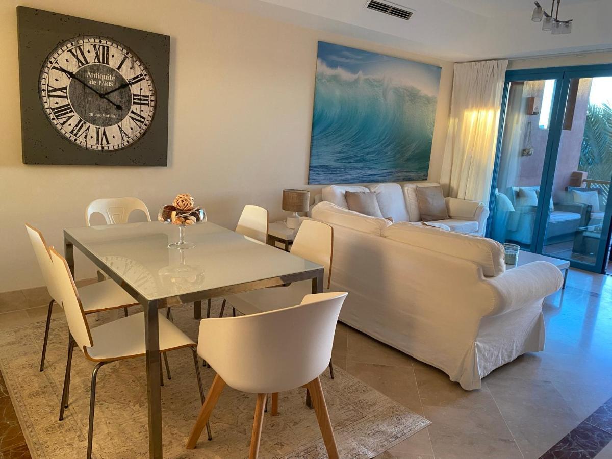Apartamento Con Terraza Sobre La Marina De Sotogrande Сан Роке Екстериор снимка