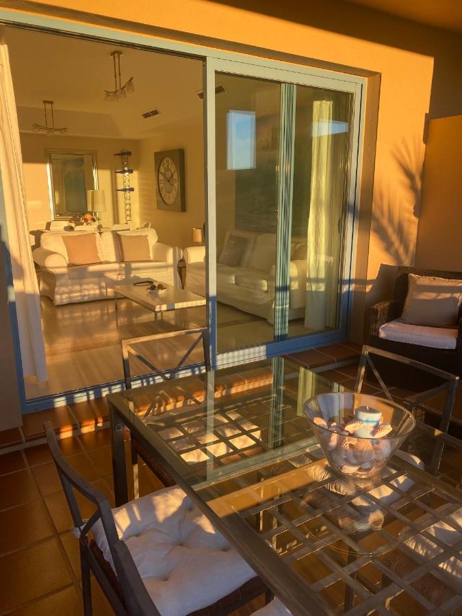 Apartamento Con Terraza Sobre La Marina De Sotogrande Сан Роке Екстериор снимка