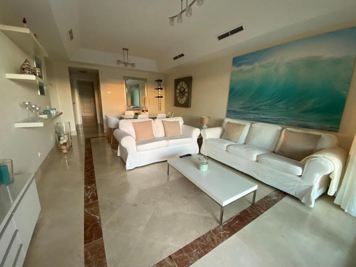 Apartamento Con Terraza Sobre La Marina De Sotogrande Сан Роке Екстериор снимка