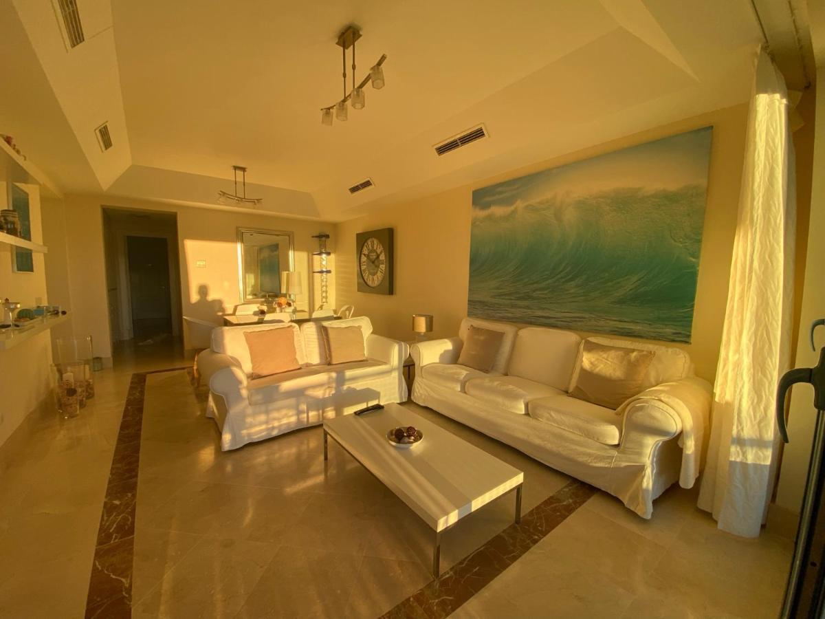 Apartamento Con Terraza Sobre La Marina De Sotogrande Сан Роке Екстериор снимка