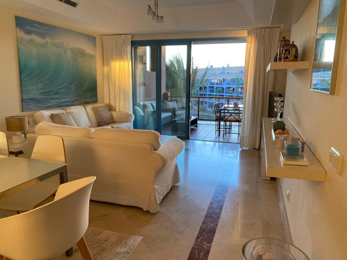 Apartamento Con Terraza Sobre La Marina De Sotogrande Сан Роке Екстериор снимка
